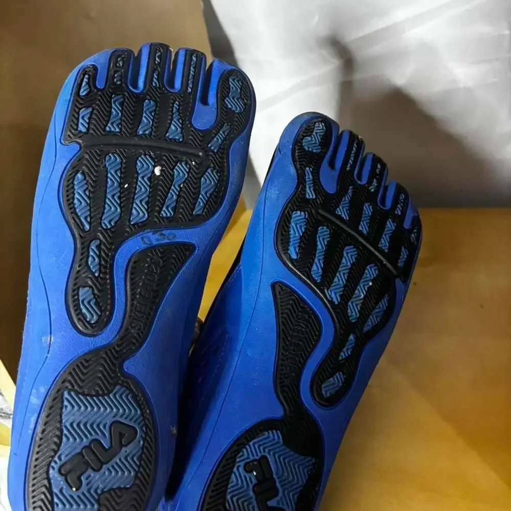Fila Skele-Toes Barefoot Minimalist Running Shoes Black Blue Size 10